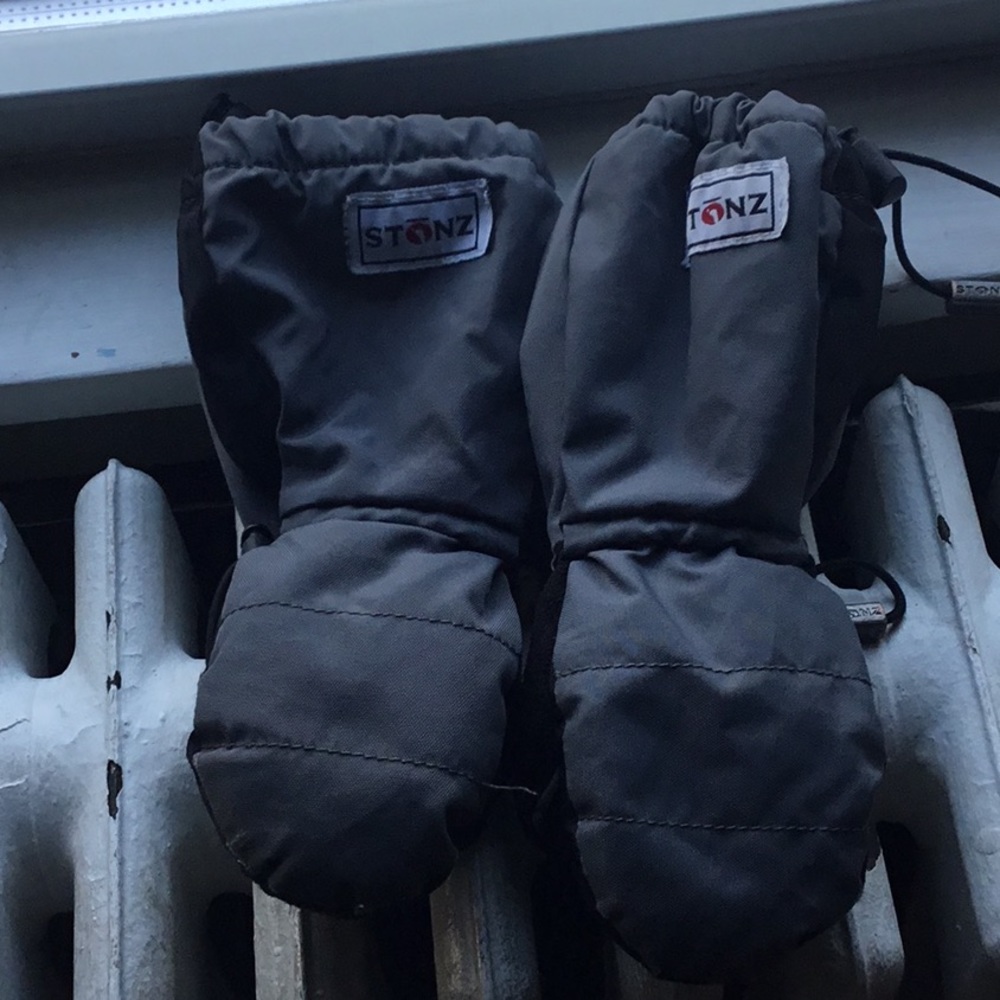 Stonz Mittens